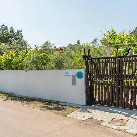 Casa Ginepro Holiday home *